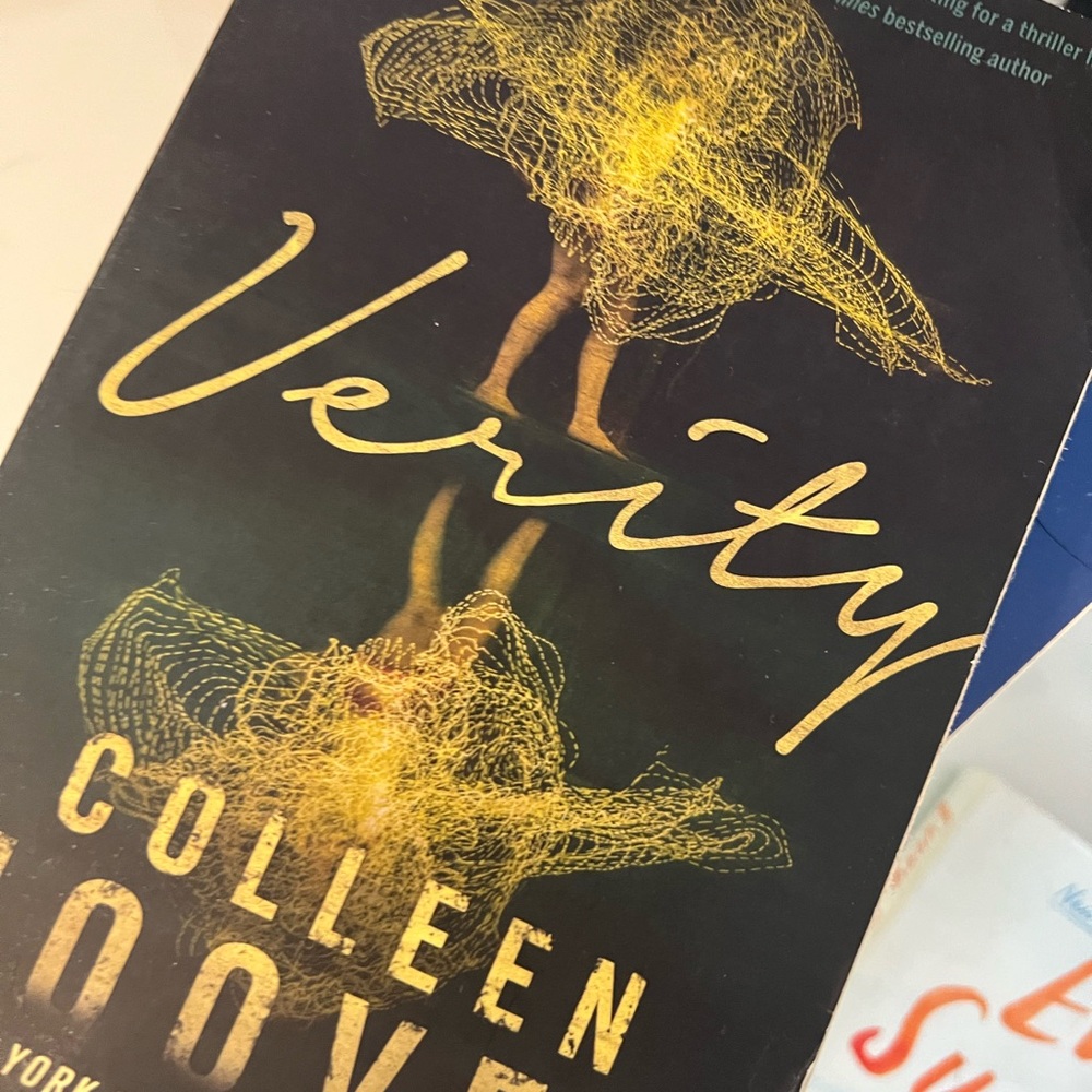 Verity by Colleen Hoover Book
